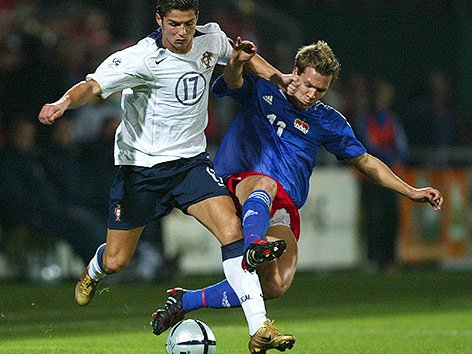 JERSEY VISITA PORTUGAL 2004 - Image 3